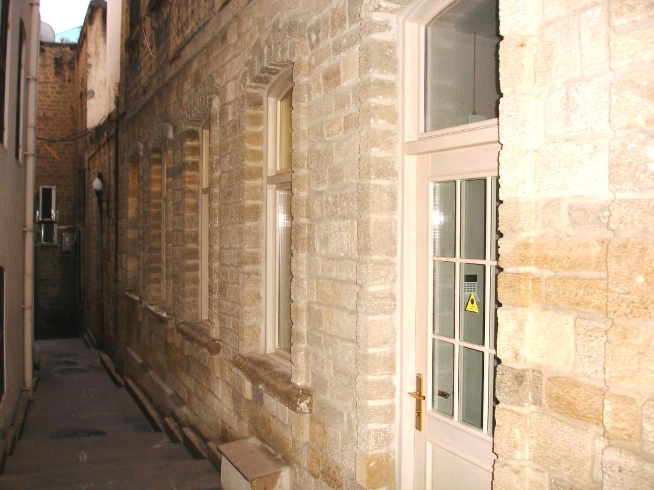 Apartment In Old City บากู ภายนอก รูปภาพ